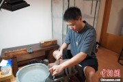 玉田成都“90后”小伙“十年磨一剑”：从爱好者到守艺人 传播中国文化